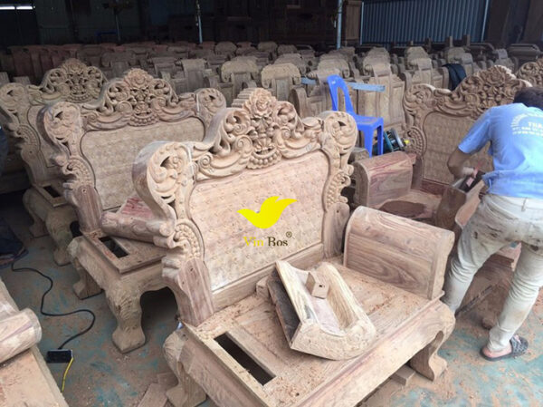 bàn ghế hoàng gia gỗ hương vân đẹp